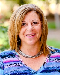 Lesa Mueller